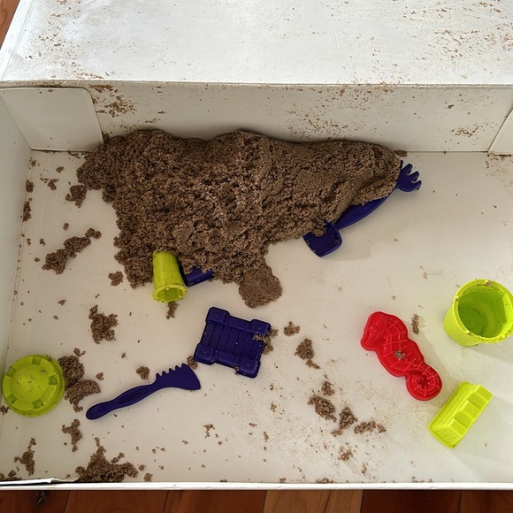 Two sets of kinetic sand - Picture 5 of 5